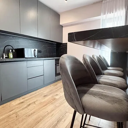 West Skyline Private Parking アパート クルージュ＝ナポカ