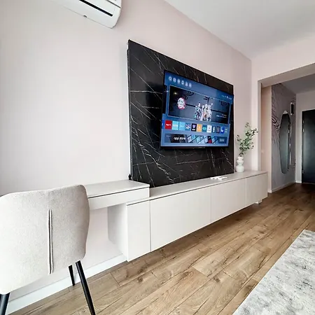 アパート West Skyline Private Parking クルージュ＝ナポカ