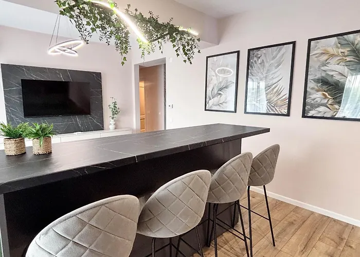 West Skyline Private Parking アパート クルージュ＝ナポカ